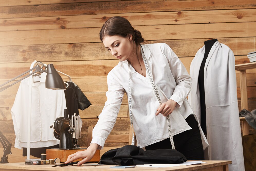 How Weather Impacts Your Choice of Custom Apparel: Seasonal Suggestions